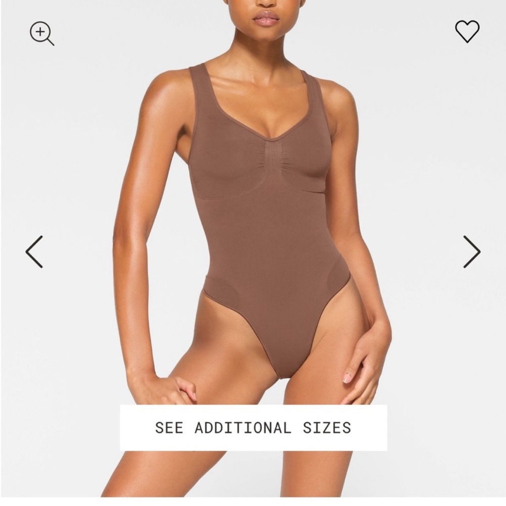 SKIMS Jasper Seamless Scoop Bodysuit